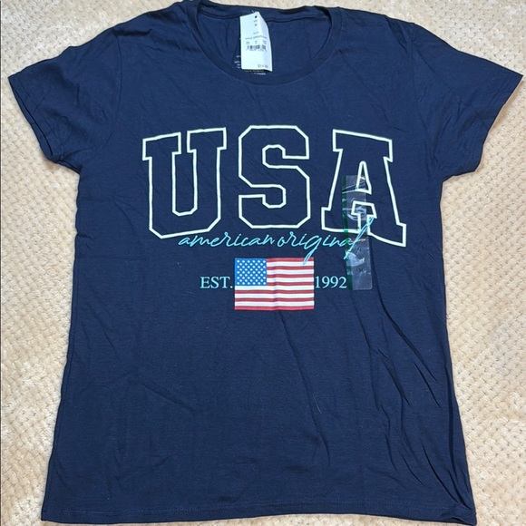 Tops - Navy USA Graphic T-Shirt